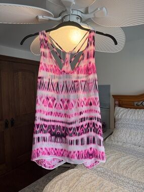 Parker Pink Printed Tank Top Size S Silk Sleeveless Blouse